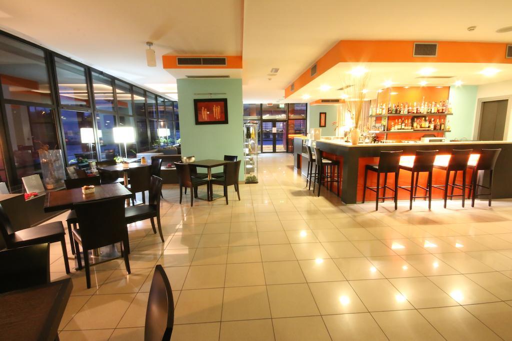 Rmh Raffaello Hotel Modena