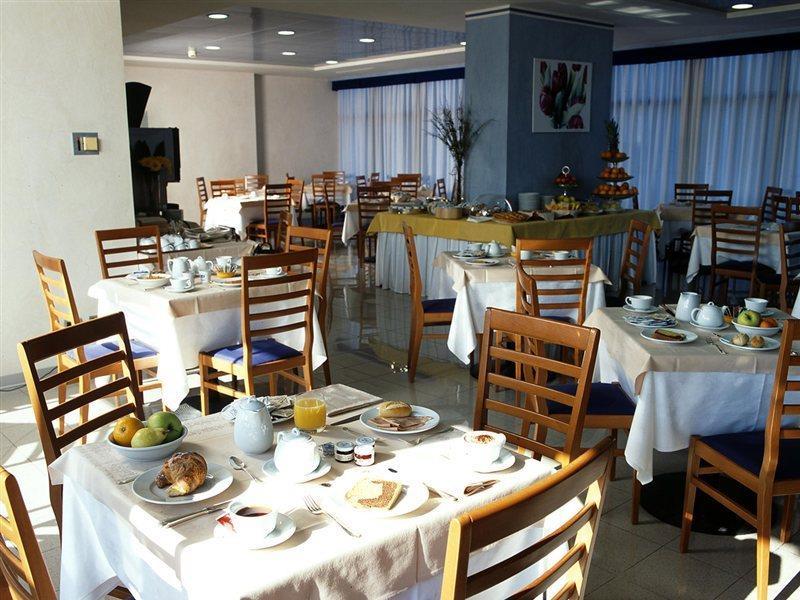 Hotel Rmh Raffaello Modena