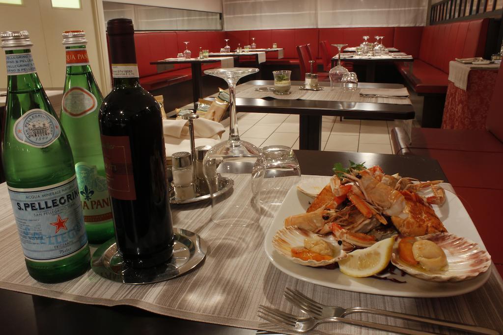 Hotel Rmh Raffaello 4*